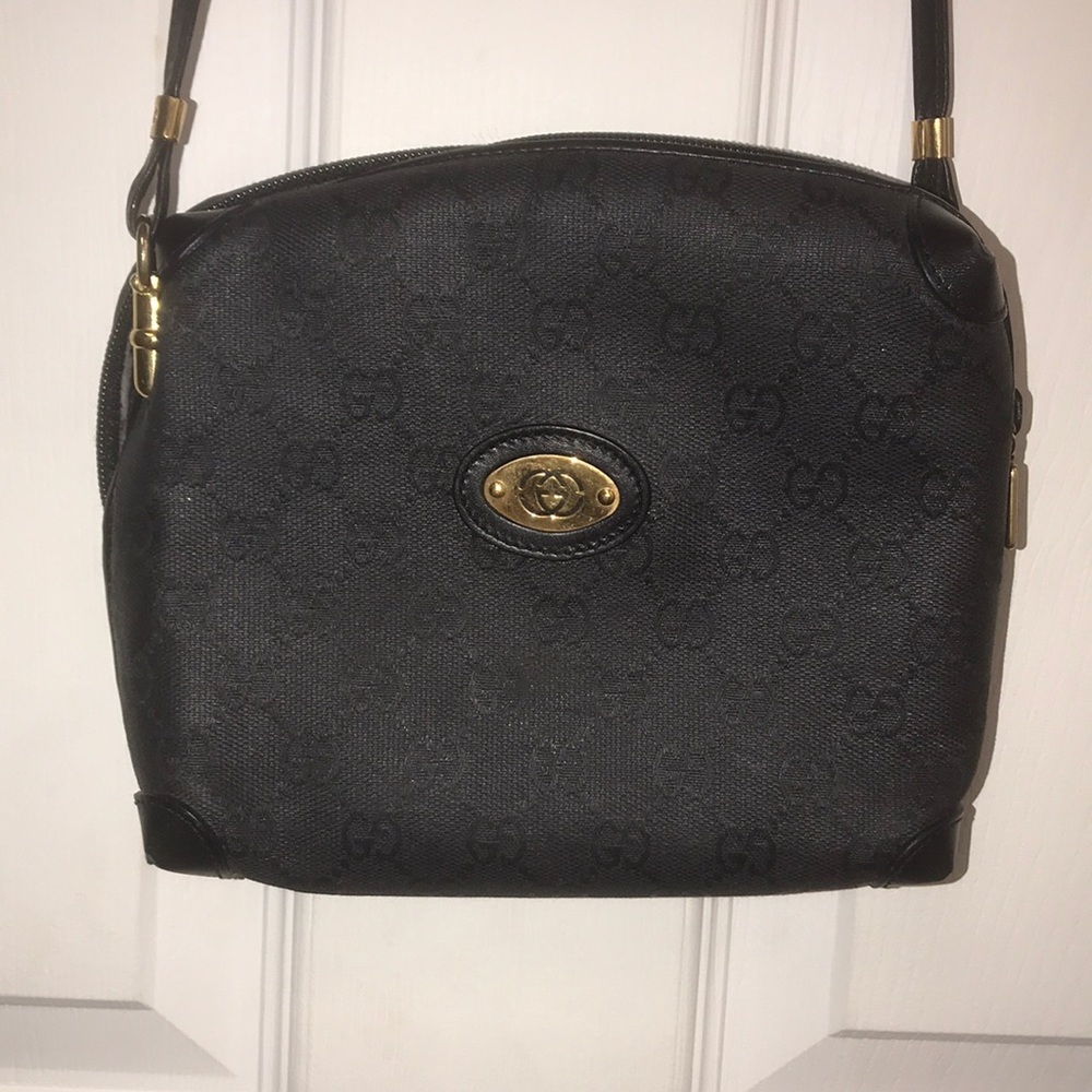 AUTHENTIC Gucci Purse